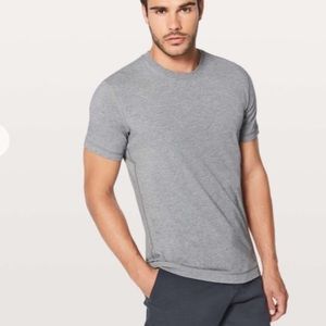 Lululemon 5 year basic T Medium